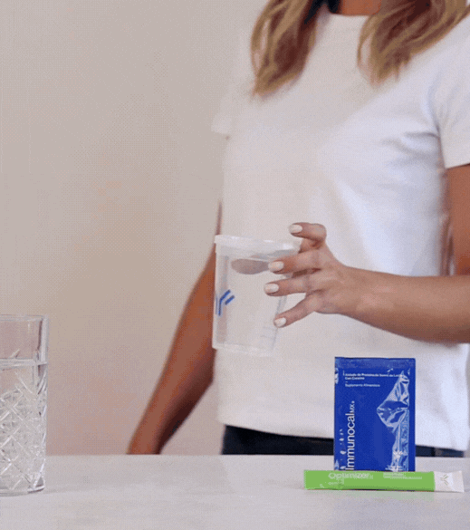 Preparacion de Immunocal en un vaso de agua